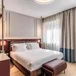 Hotel Adoro