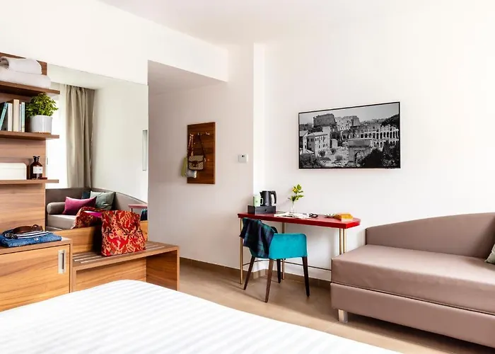 Hotel Adoro Rome